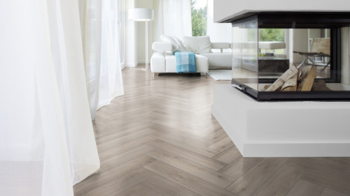 Ламинат KRONOTEX HERRINGBONE Серебряный дуб D3773