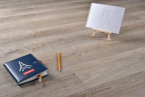 Ламинат SPC Noventis Iceberg Дуб Хаббард 3004